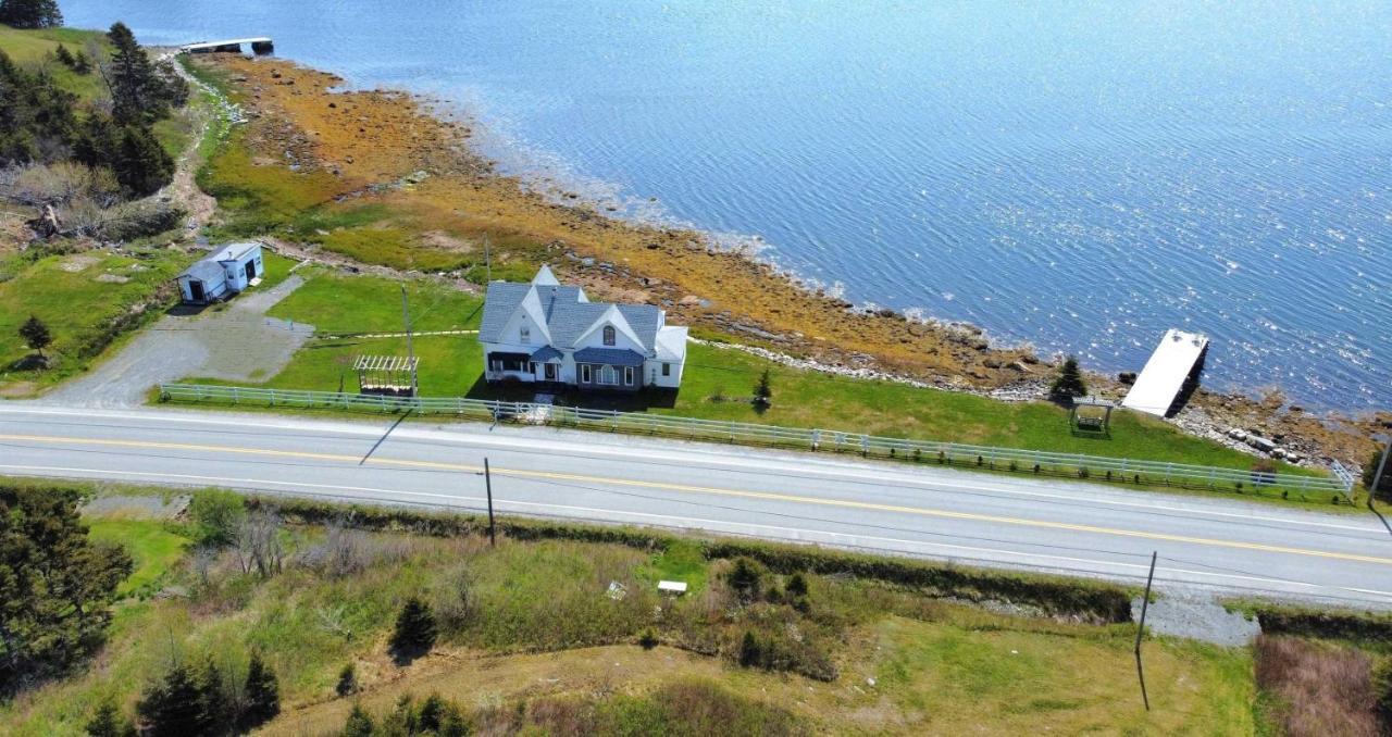 Atlantic Shores Retreat Villa Port Dufferin Exterior photo